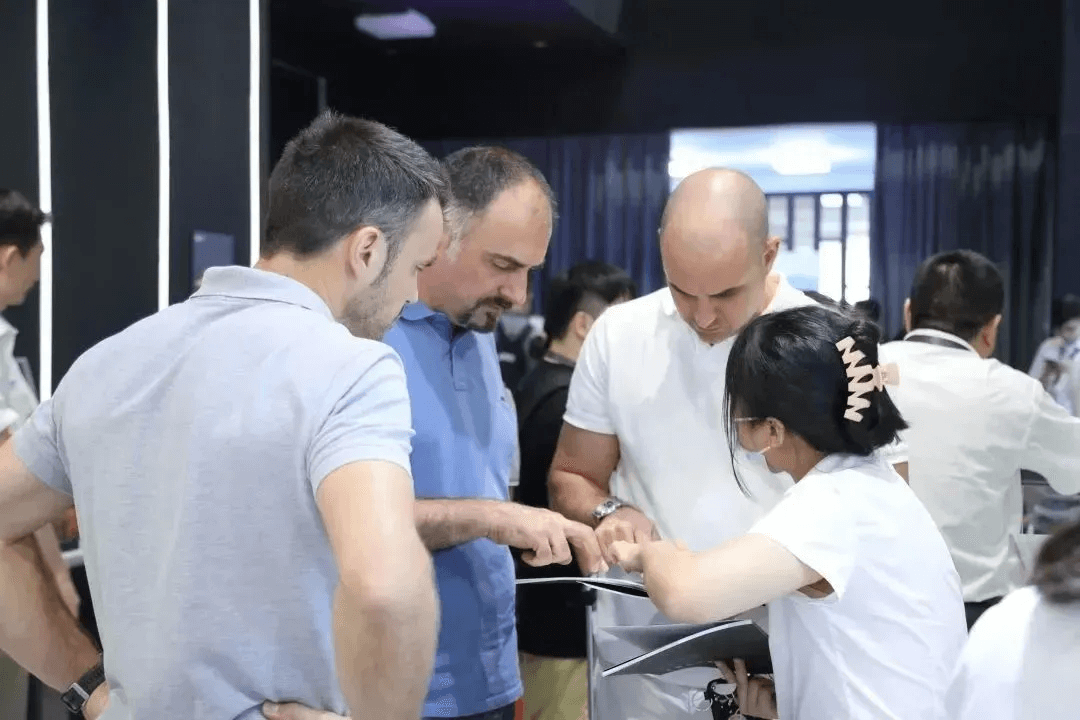 Review of Light Asia Exhibition | Exploring the mystery of light to create the value of light